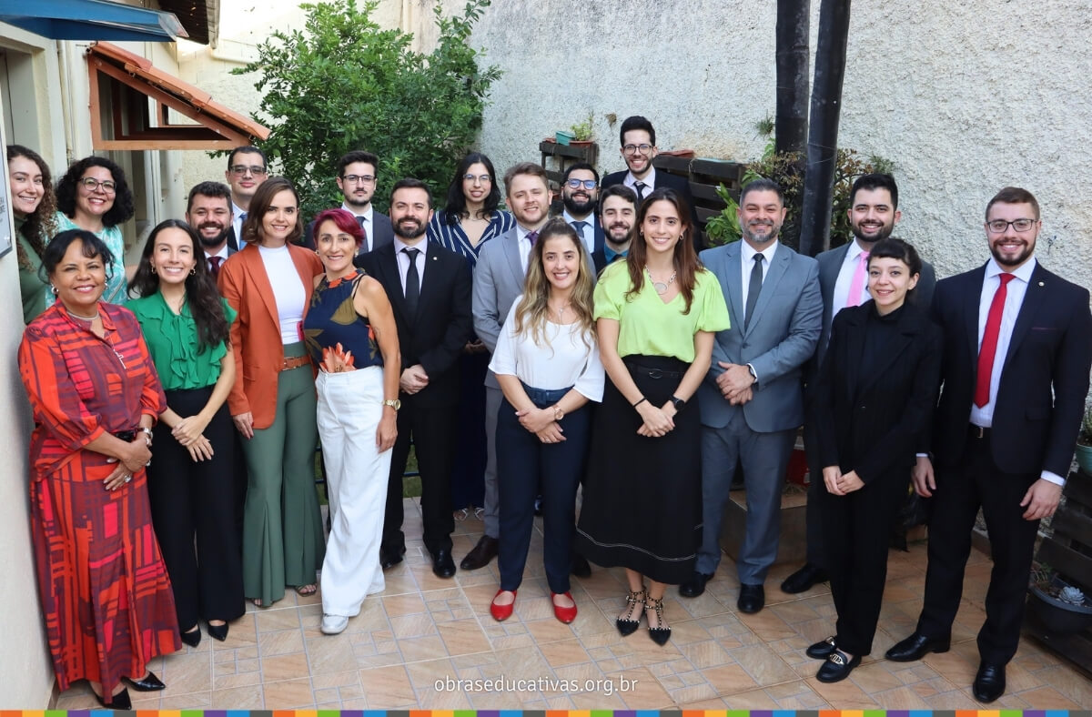 Promotores visitam a Casa Novella